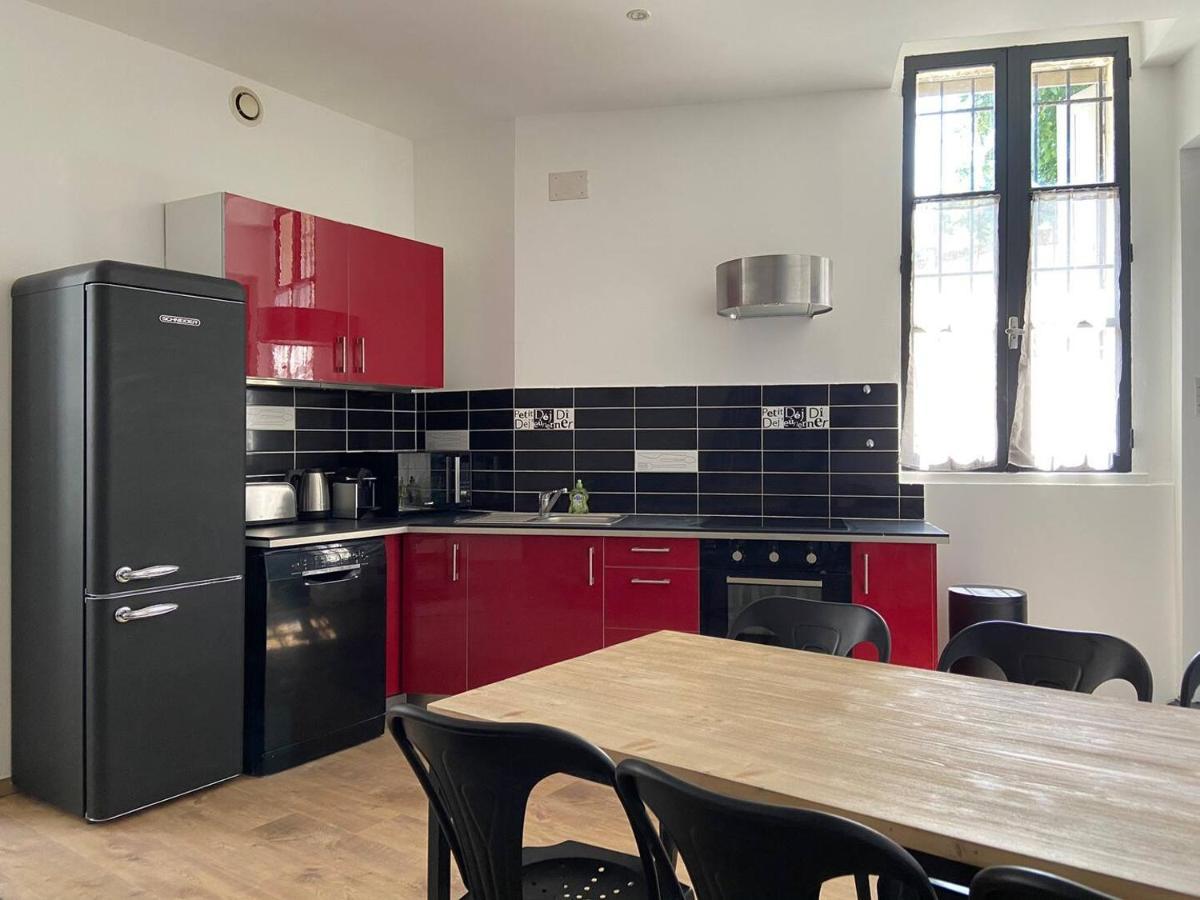 Appartement De Standing Au Coeur D'Avignon Bagian luar foto